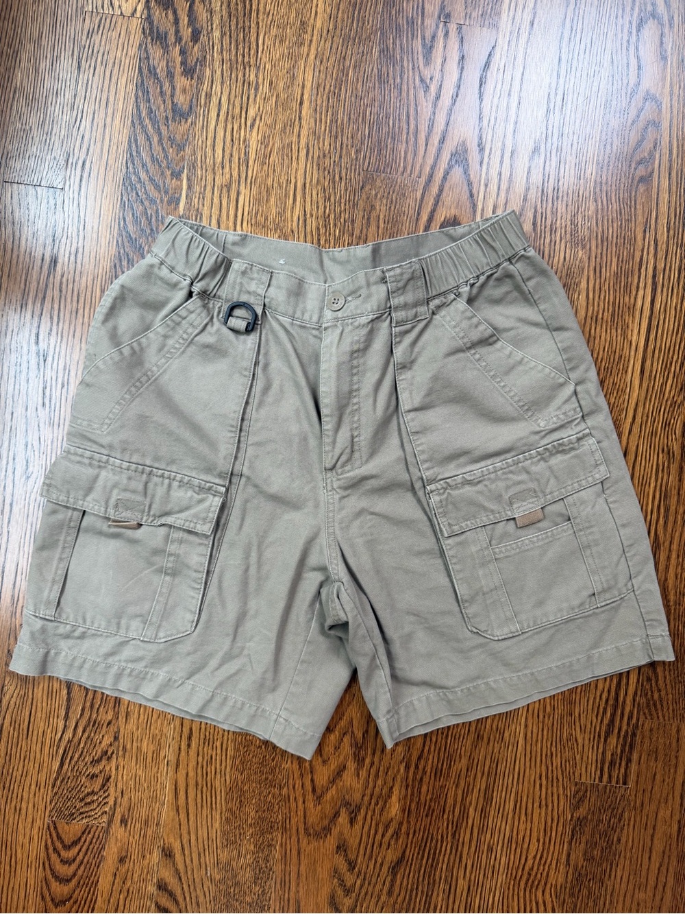 Men’s Unisex Columbia Cargo Hiking Shorts in Taupe